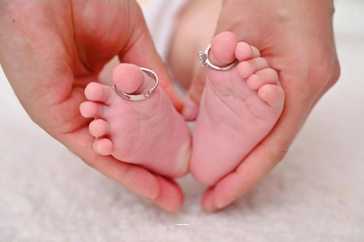 姜堰满月宝宝只放屁不排便